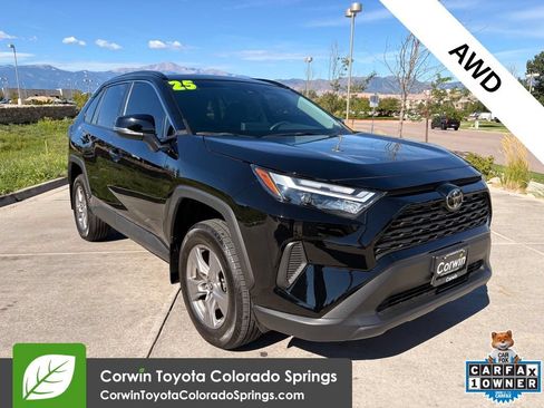Used 2025 Toyota RAV4 XLE AWD/4WD image 1