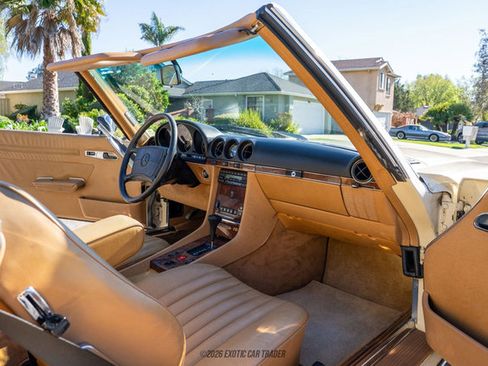 Used 1988 Mercedes-Benz 560 SL image 34