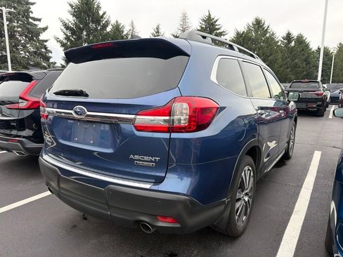 Used 2022 Subaru Ascent Touring AWD/4WD image 3