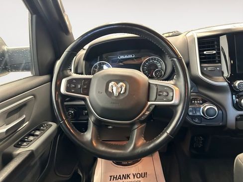 Used 2022 RAM 1500 Big Horn AWD/4WD image 12