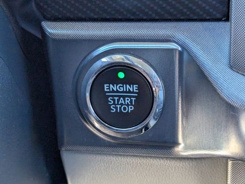 Used 2023 Ford F150 Limited image 34