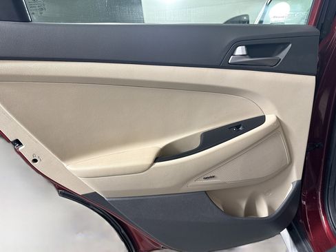 Used 2017 Hyundai Tucson SE Plus image 26