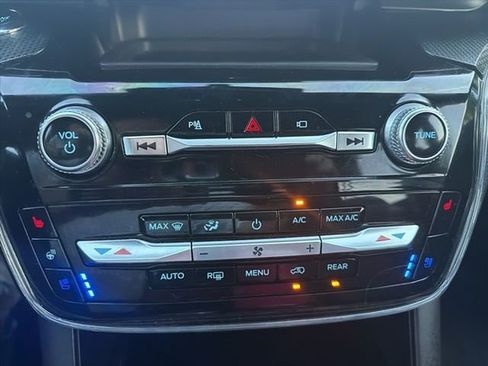 Used 2022 Ford Explorer ST w/ Equipment Group 401A AWD/4WD image 18