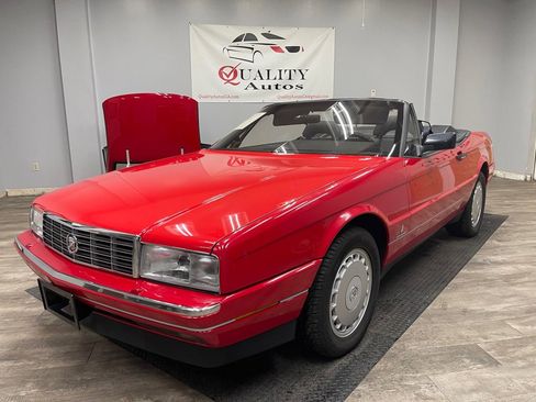 Used 1989 Cadillac Allante image 1