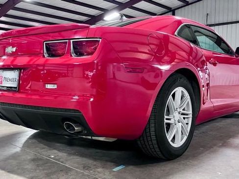 Used 2012 Chevrolet Camaro LT RWD image 3