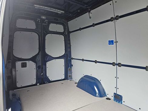 New 2025 Mercedes-Benz Sprinter 2500 image 13