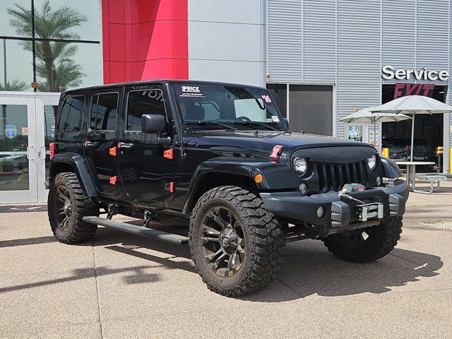 Used 2016 Jeep Wrangler Unlimited Sahara AWD/4WD image 3