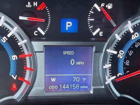 Used 2015 Toyota 4Runner Limited AWD/4WD image 18