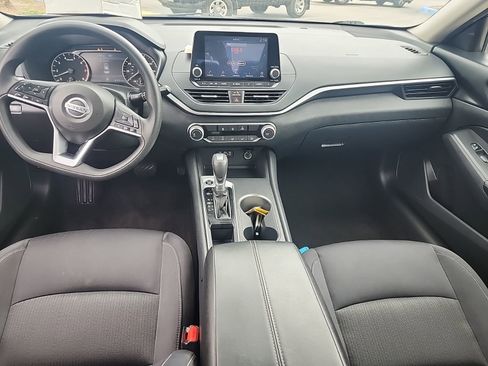 Used 2022 Nissan Altima 2.5 SV image 5