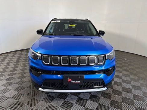 Used 2022 Jeep Compass Limited w/ Elite Group AWD/4WD image 2