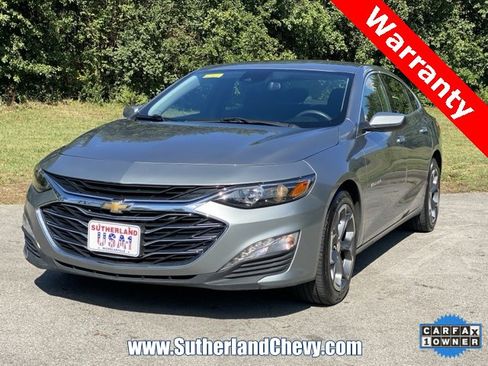 Used 2024 Chevrolet Malibu LT image 3