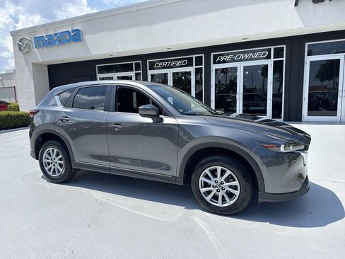Used 2023 MAZDA CX-5 AWD 2.5 S w/ Select Package image 6