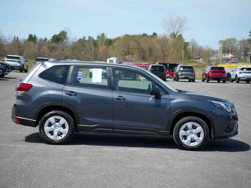 Used 2023 Subaru Forester AWD/4WD image 4