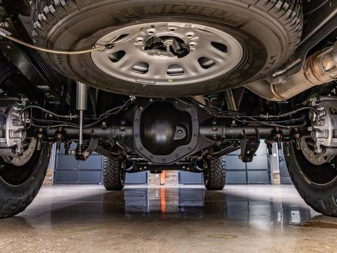 Used 2025 GMC Sierra 2500 Denali Ultimate image 16