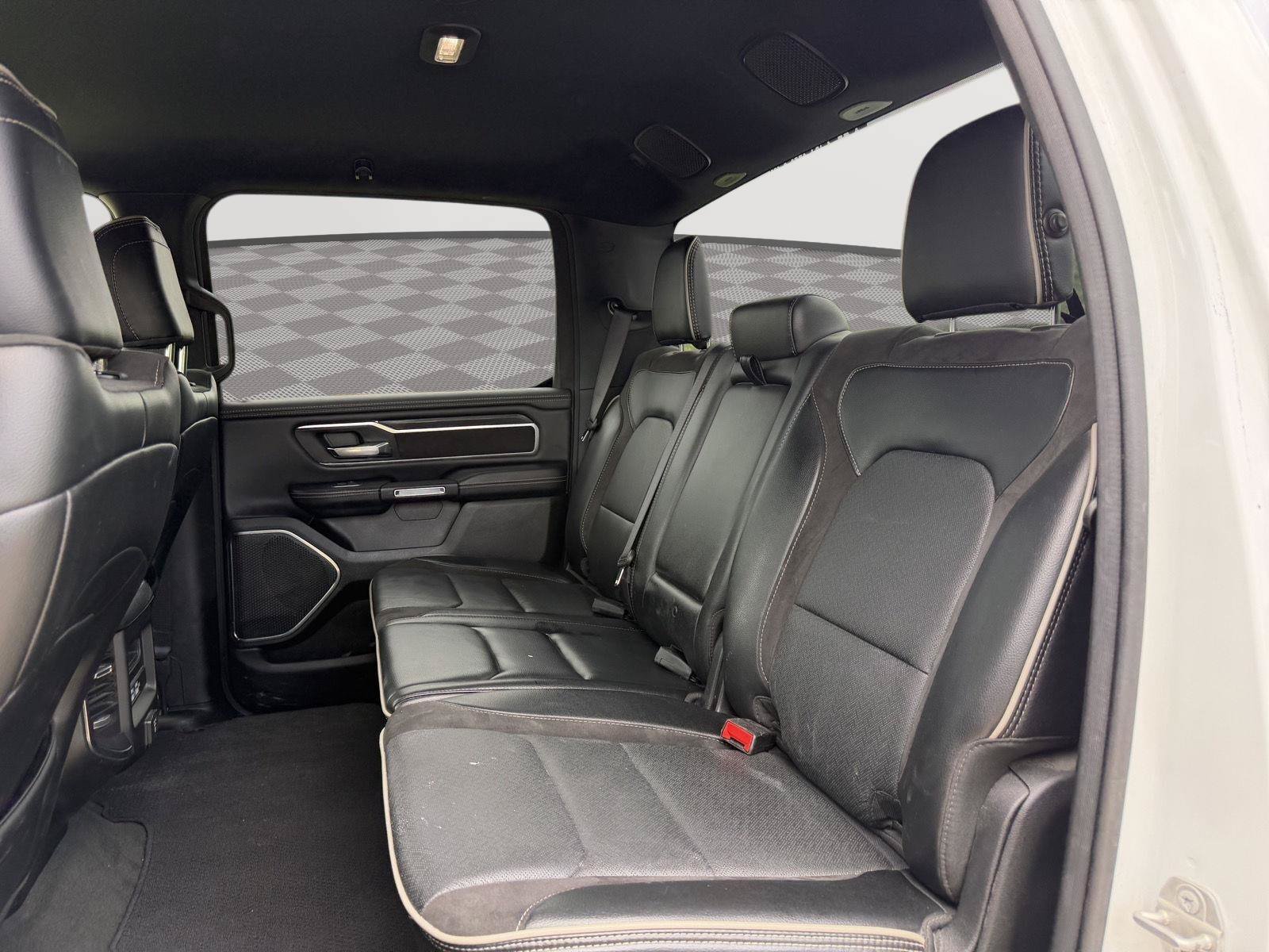Used 2024 RAM 1500 Laramie AWD/4WD image 22