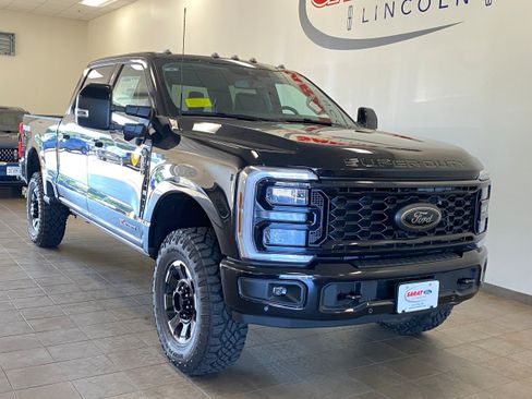 New 2026 Ford F350 Lariat w/ Tremor Off-Road Package AWD/4WD image 2