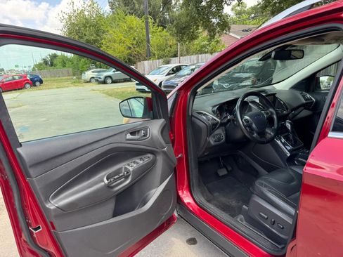 Used 2013 Ford Escape Titanium w/ Parking Technology Pkg FWD image 13