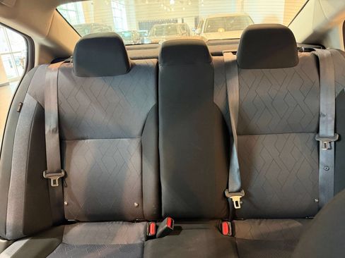 Used 2025 Nissan Versa SV FWD image 37
