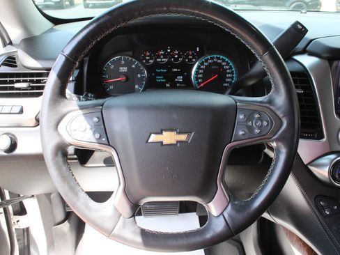 Used 2019 Chevrolet Tahoe Premier RWD image 14
