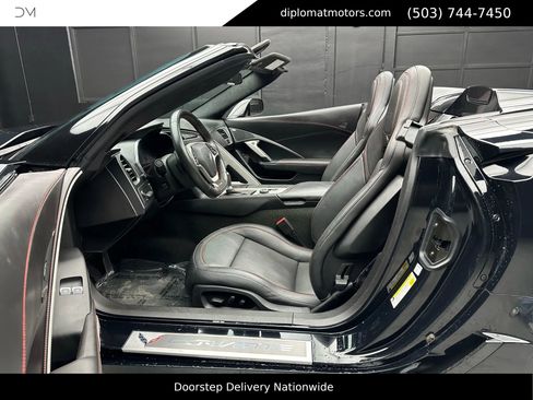 Used 2016 Chevrolet Corvette Z06 w/ 3LZ Preferred Equipment Group image 18