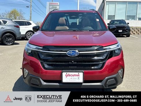 Used 2025 Subaru Forester Touring AWD/4WD image 6