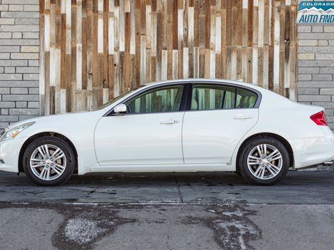 Used 2012 INFINITI G37 x w/ Premium Pkg image 3