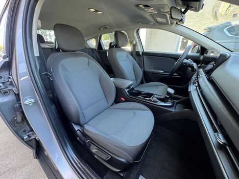 Used 2025 Kia K4 FWD image 31