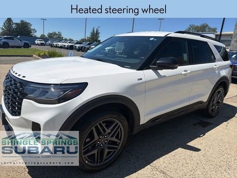 Used 2025 Ford Explorer ST-Line w/ ST-Line Street Pack AWD/4WD image 8