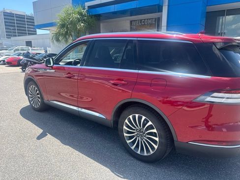 Used 2020 Lincoln Aviator Reserve w/ Equipment Group 201A RWD image 6