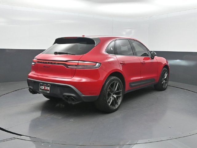 Used 2023 Porsche Macan Turbo AWD/4WD image 6