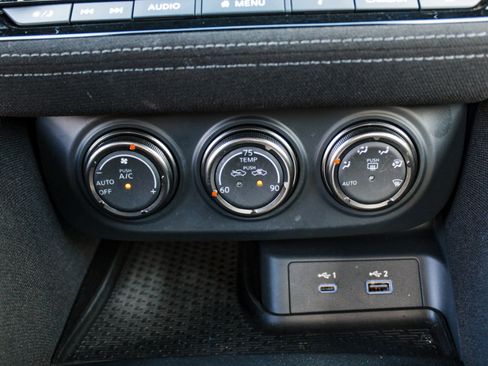 Used 2024 Nissan Z Sport w/ Floor Mat Package RWD image 17