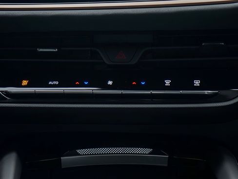 New 2026 Buick Envision Sport Touring image 22