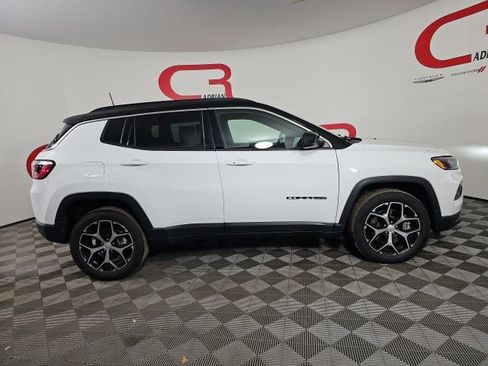 Certified 2024 Jeep Compass Limited image 8