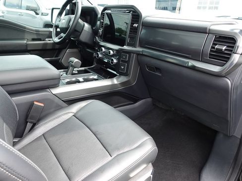 Used 2024 Ford F150 Lariat AWD/4WD image 41