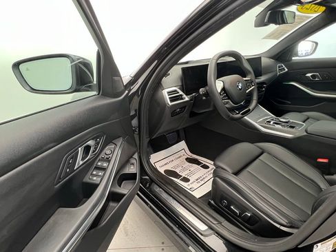 Certified 2025 BMW 330i Sedan image 22