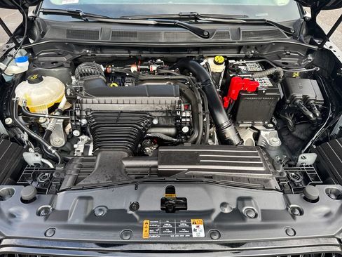 Used 2025 Lincoln Corsair FWD w/ Equipment Group 101A image 28