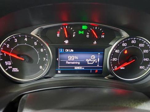 Used 2023 GMC Terrain SLE image 13