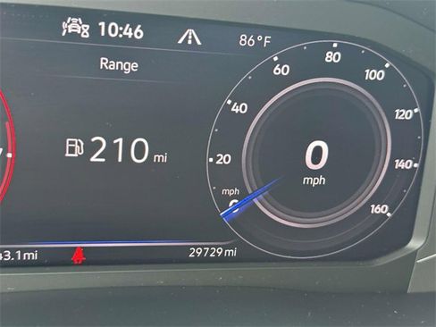 Certified 2022 Volkswagen Atlas Cross Sport SE image 36