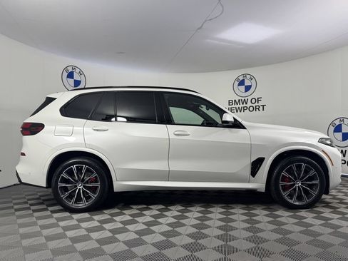 New 2026 BMW X5 xDrive40i w/ M Sport Package AWD/4WD image 5