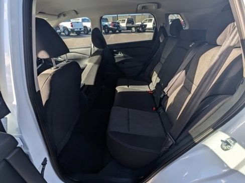 Used 2024 Nissan Rogue SV image 27