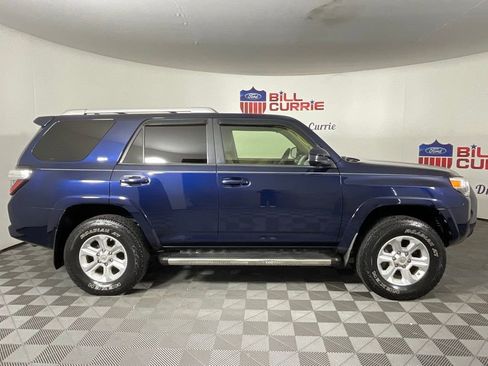 Used 2015 Toyota 4Runner SR5 RWD image 2