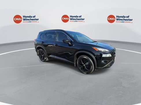 Used 2023 Nissan Rogue SV w/ SV Premium Package image 12