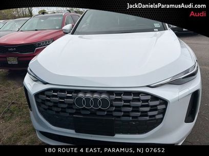 Used 2025 Audi Q5 Premium w/ Convenience Package