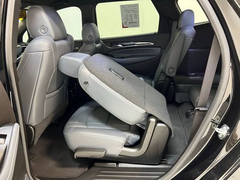 Used 2024 Buick Enclave Essence w/ Sport Touring Edition image 29