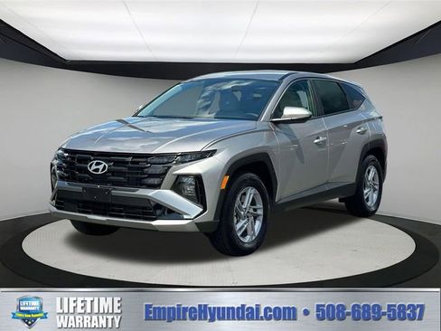 New 2026 Hyundai Tucson SE image 1