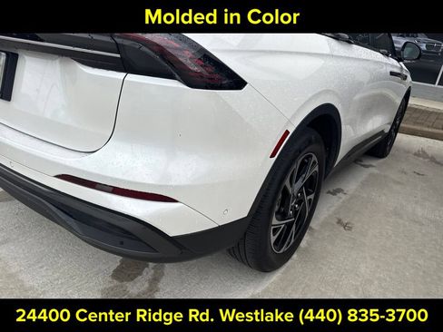 Used 2024 Lincoln Nautilus Premier w/ Jet Appearance Package AWD/4WD image 17