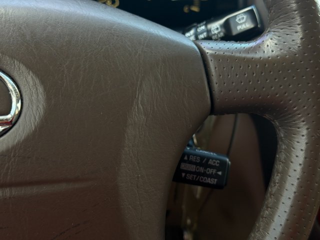 Used 2001 Lexus LX 470 4WD image 25