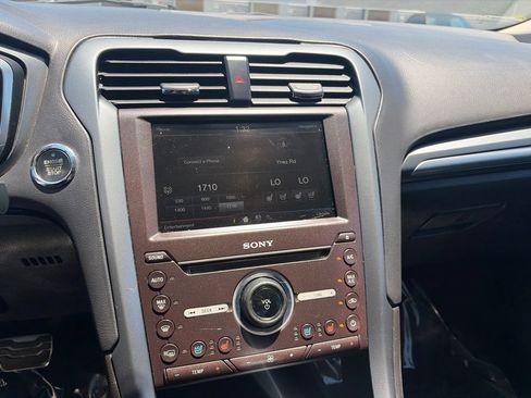 Used 2016 Ford Fusion Titanium FWD image 28