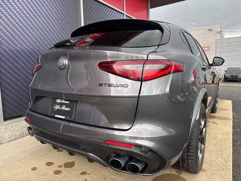 Used 2019 Alfa Romeo Stelvio Quadrifoglio w/ Driver Assist Dynamic Package AWD/4WD image 7