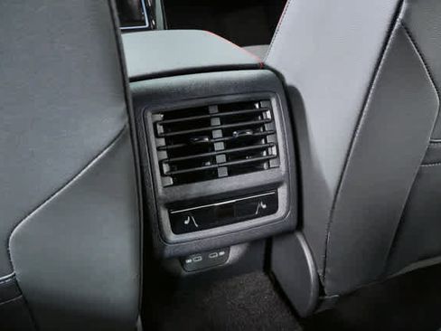 Certified 2025 Volkswagen GTI Autobahn FWD image 21
